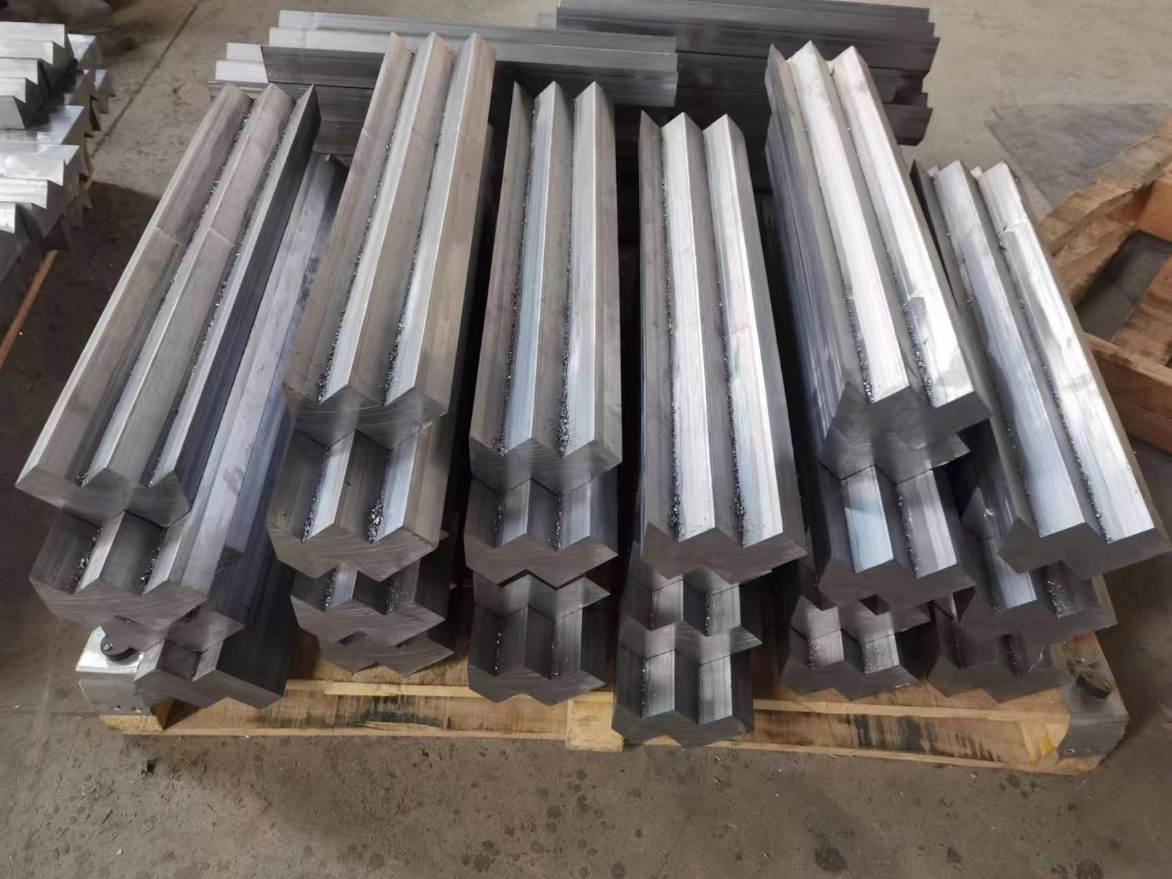 盘锦铅棒安装方法